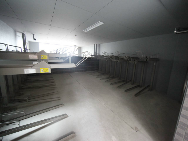 Ｓ－ＦＯＲＴ鶴舞ｍａｒｋｓ 屋根付き駐輪場