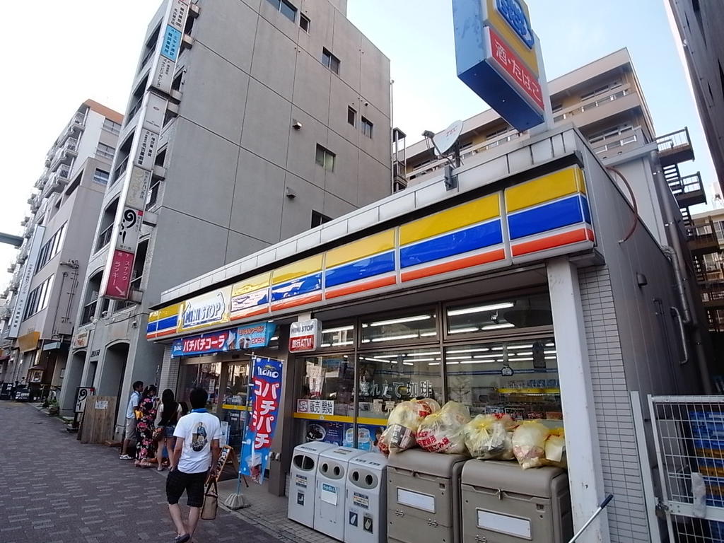 パラシオン覚王山 ミニストップ 覚王山駅前店 (コンビニ)