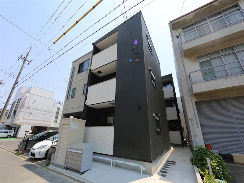 外観　デザイナーズ　オーロック　宅配ＢＯＸ付