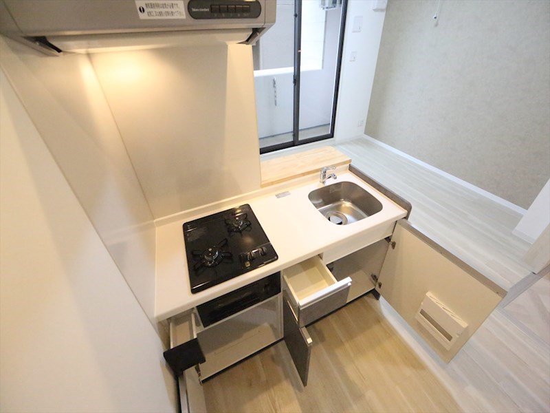 ポルタニグラ千種 システムキッチン（ガス2口コンログリル付）カウンターキッチン