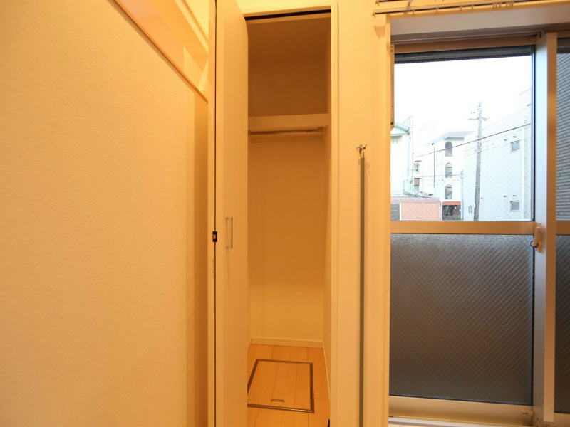 ブランドハウス城西１ クローゼット（収納充実してます）