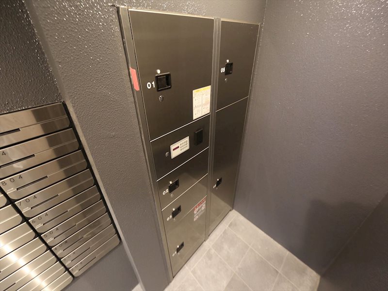 Alba Grande名護屋（アルバグランデ名護屋） 宅配BOX　不在時に荷物の受け取りが可能です