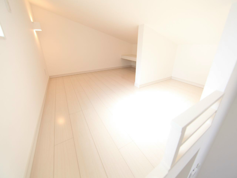 セ・ルーニア畑江 ロフト4.7帖（収納としてもお部屋としても使えます）