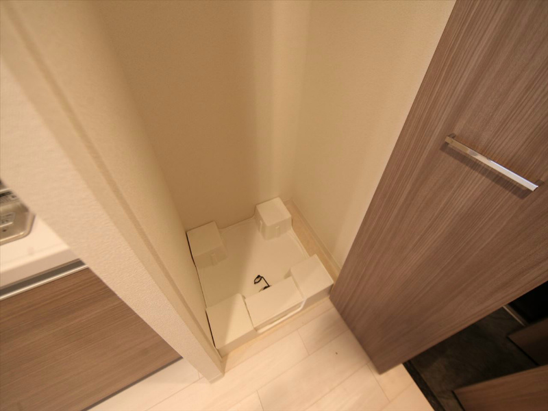 プレサンス丸の内城雅 室内洗濯機置き場　洗濯機ご用意できます