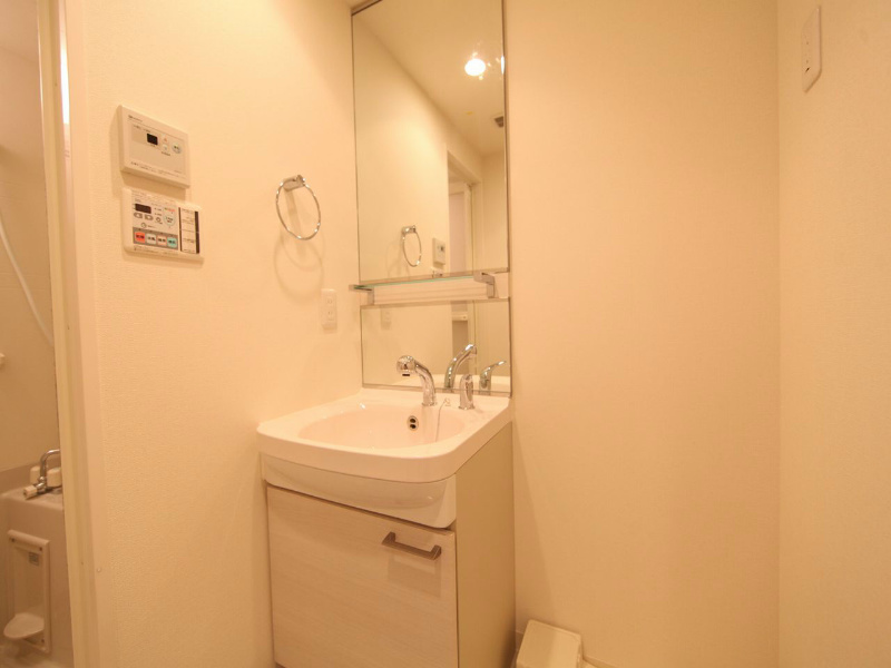 プレサンス久屋大通セントラルパーク 脱衣所　独立洗面台（シャンプードレッサー）洗濯機用意できます