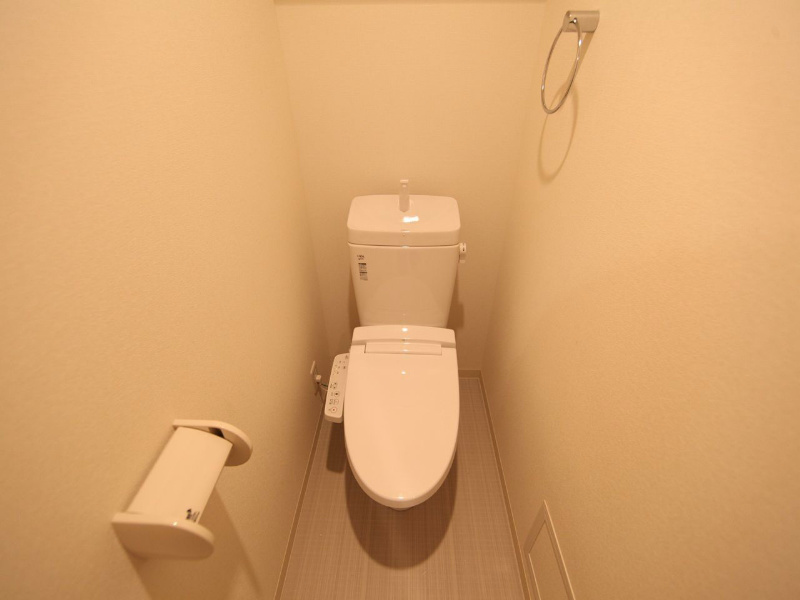 プレサンス久屋大通セントラルパーク 温水洗浄暖房便座付トイレ