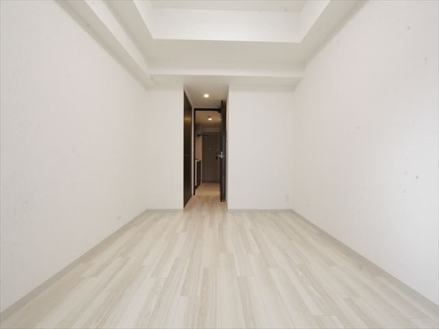 エステムコート名古屋今池アーバンゲート 洋室7.8帖　エアコン完備　バルコニーに面しています