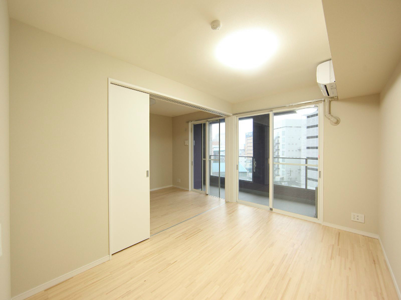 CASAプラスアルファ名駅南（CASA＋α名駅南） ＬＤＫ10.3帖　洋室6.7帖　2ＷＡＹバルコニー