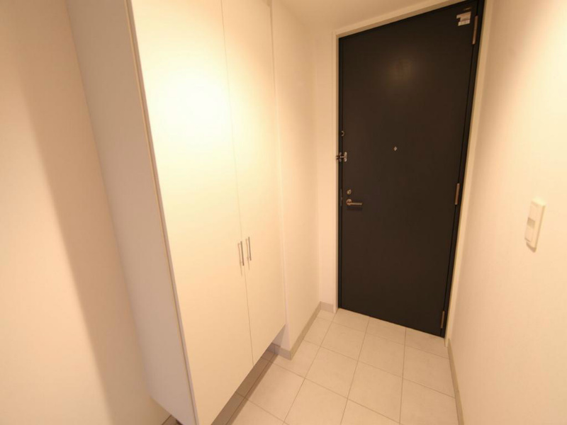 ミュプレ矢場町 玄関　シューズボックス付(収納充実してます）