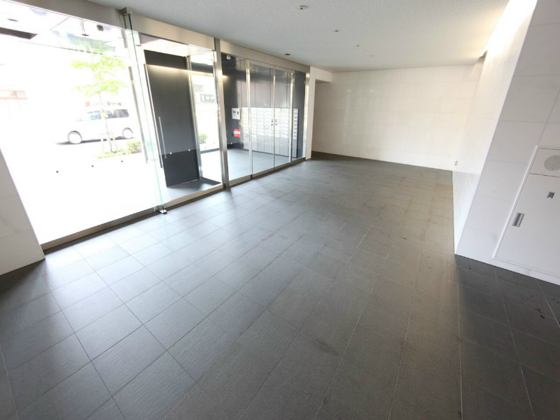 エルブ浄心 オシャレなエントランス　オートロック　宅配ＢＯＸ付