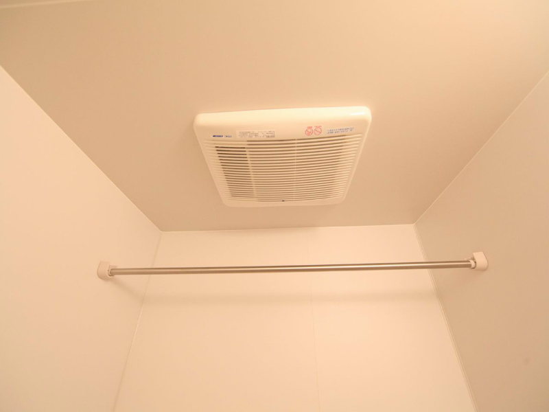 パティオ・エスペランサ 浴室暖房乾燥機付　24時間換気機能付バスルーム