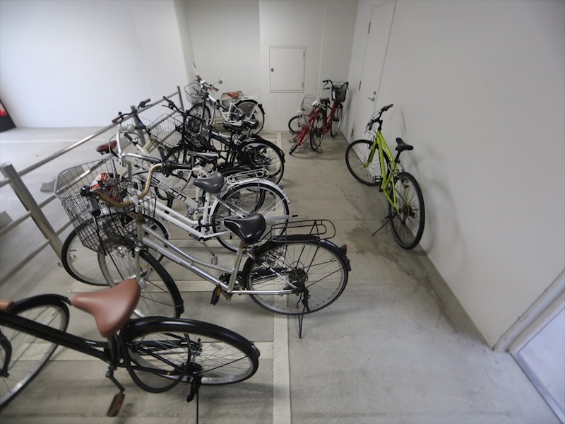 ＬａＢｒｅａ　Ｙａｇｕｍａ（ラブレアヤグマ） 屋根付き駐輪場