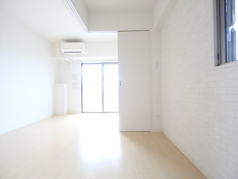 ＬａＢｒｅａ　Ｙａｇｕｍａ（ラブレアヤグマ） ＬＤＫ9.6帖　洋室3.3帖　つなげても仕切っても使えます