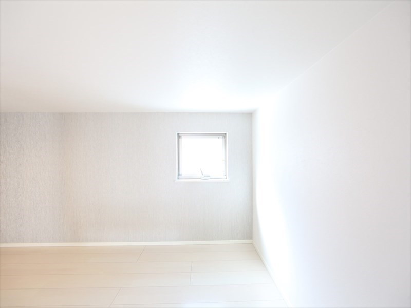 本陣テラス ロフト5帖（収納としてもお部屋としても使えます）