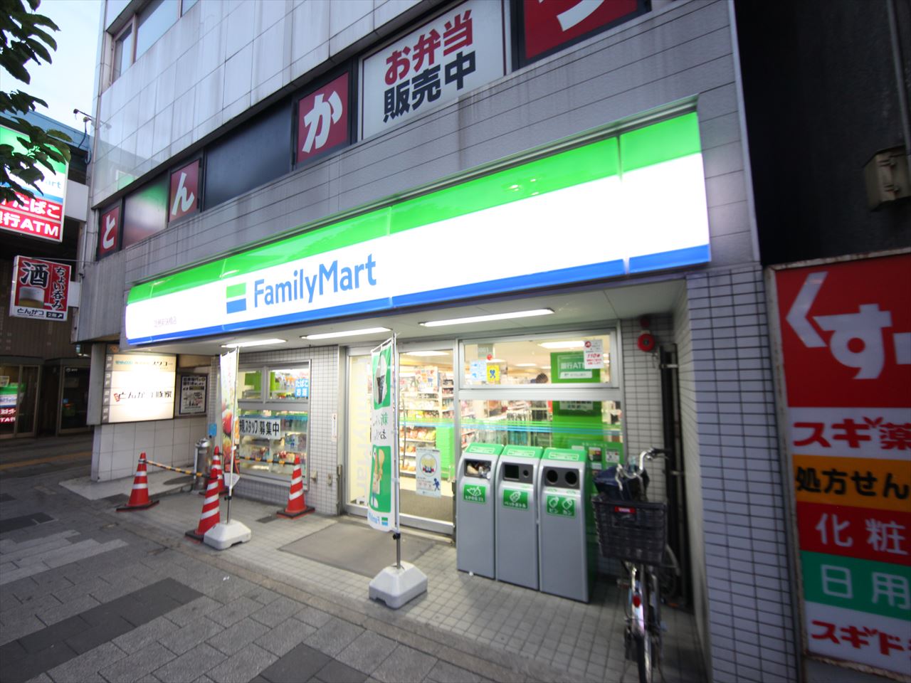ＩＡＲＩＭ新瑞橋 ファミリーマート 瑞穂新瑞橋店（コンビニ）