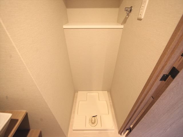 ルーエ今池 室内洗濯機置き場