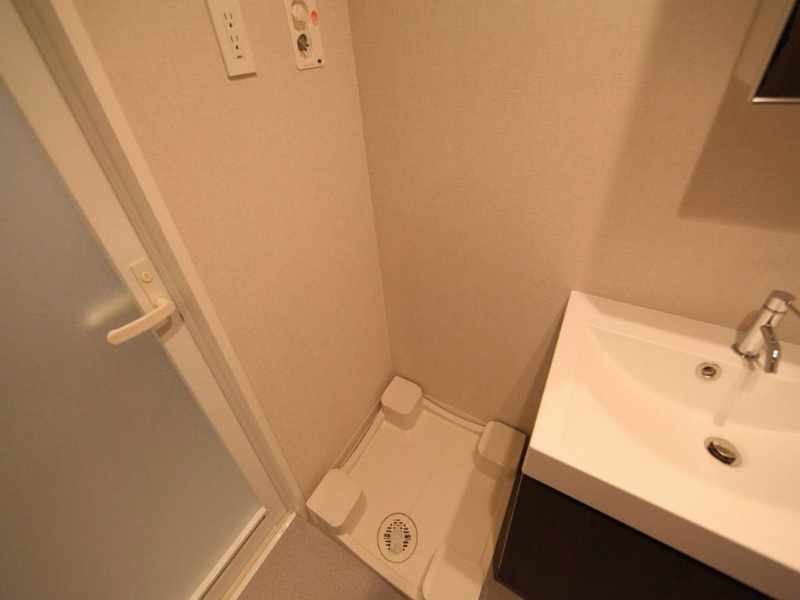 エルスタンザ千代田  室内洗濯機置場　洗濯機ご用意できます