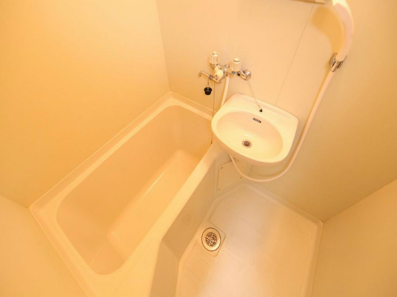 エステート記念橋 バスルーム　洗面台　バス・トイレ別