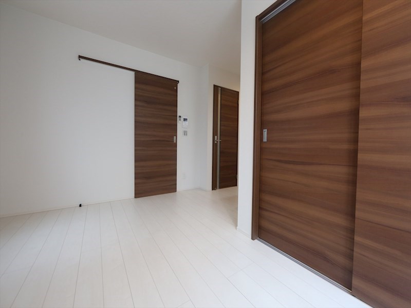 Grandtic Libra浅間町（グランティックリブラ浅間町） ＬＤＫ9.3帖　2面採光　システムキッチン　バルコニー