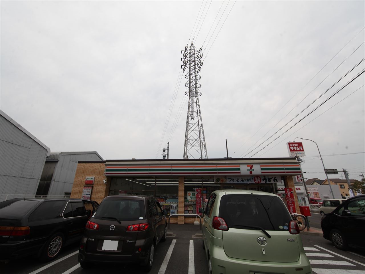 E.S.プレミア セブンイレブン 尾張旭東名西町店（コンビニ）