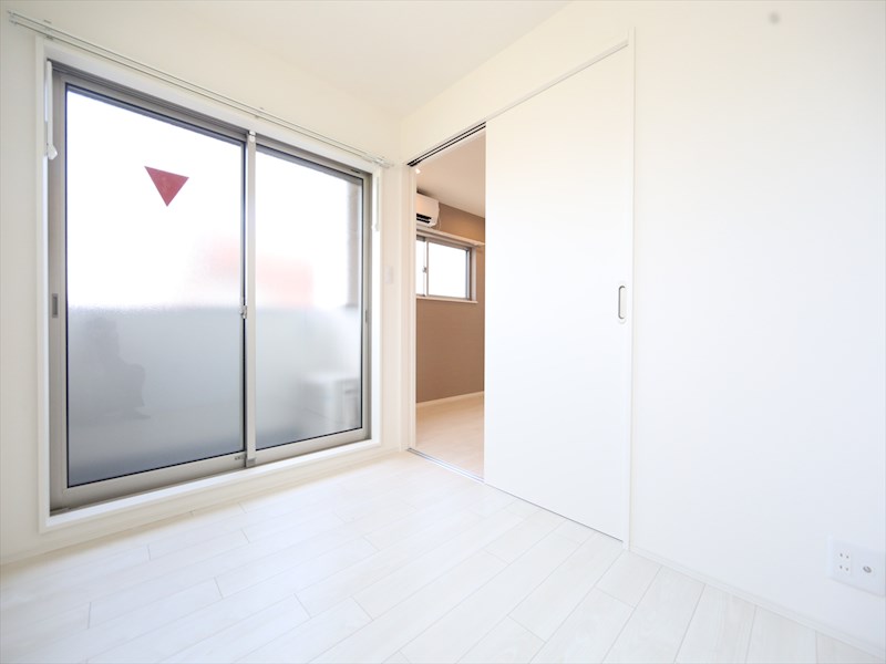 ハーモニーテラス中野本町II ＤＫ6帖　洋室3.6帖　バルコニー　同仕様写真