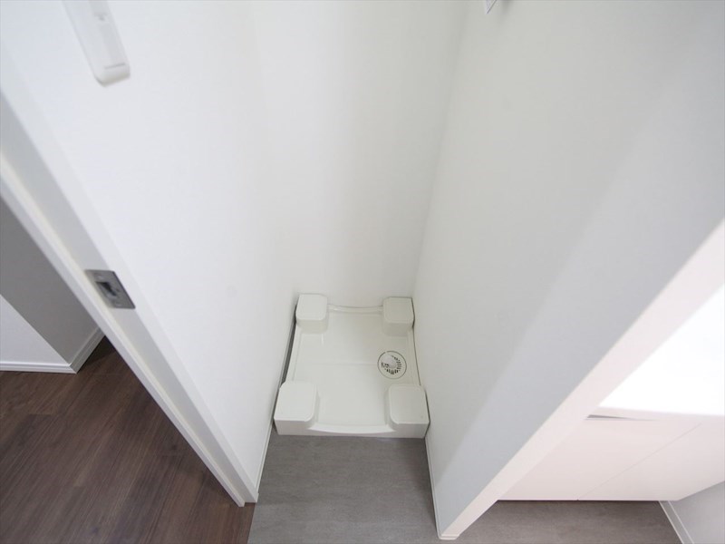 CORNES HOUSE NAGOYA（コーンズハウスナゴヤ） 室内洗濯機置き場