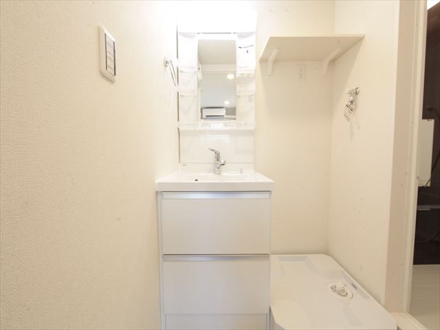 ハーモニーテラス城東町Ⅰ 脱衣所　独立洗面台（シャンプードレッサー付）