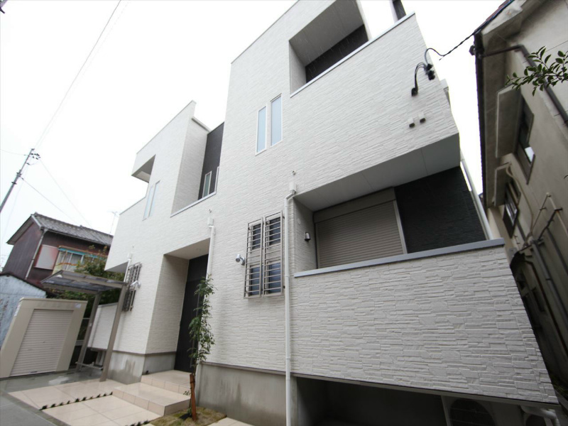 外観 デザイナーズ オートロック 屋根付き駐輪場