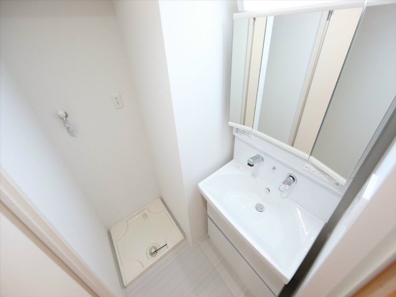 グランドコスモス 脱衣所　独立洗面台（シャンプードレッサー）洗濯機用意できます