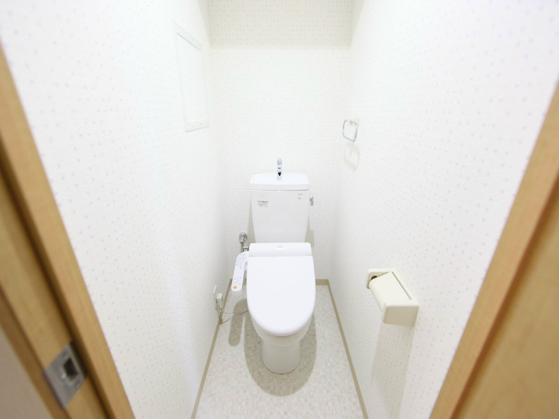 ムーランマグノリア 温水洗浄暖房便座付トイレ
