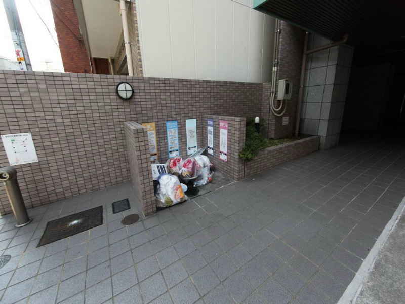 ピースフル金山 敷地内ゴミ置場