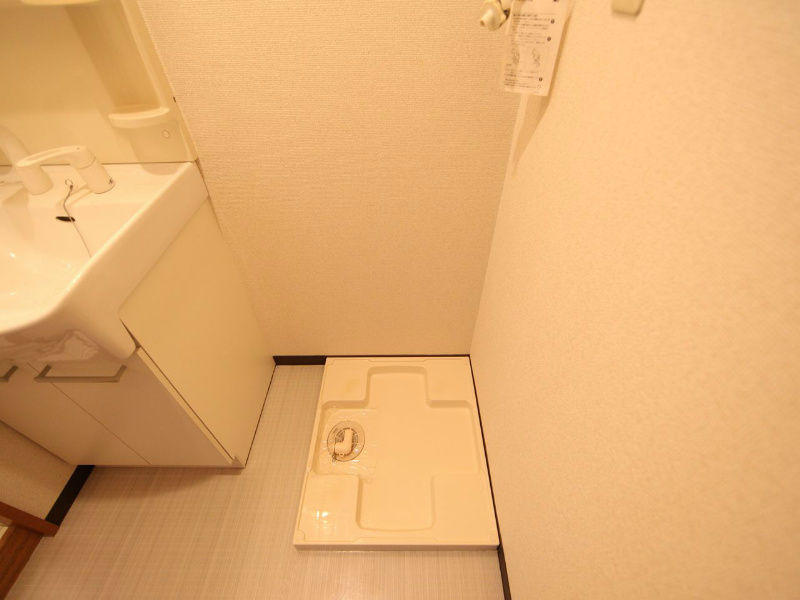 ピースフル金山 室内洗濯機置場