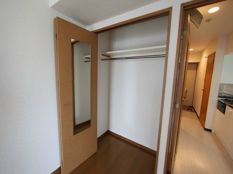 ピースフル金山 クローゼット付（収納充実してます）
