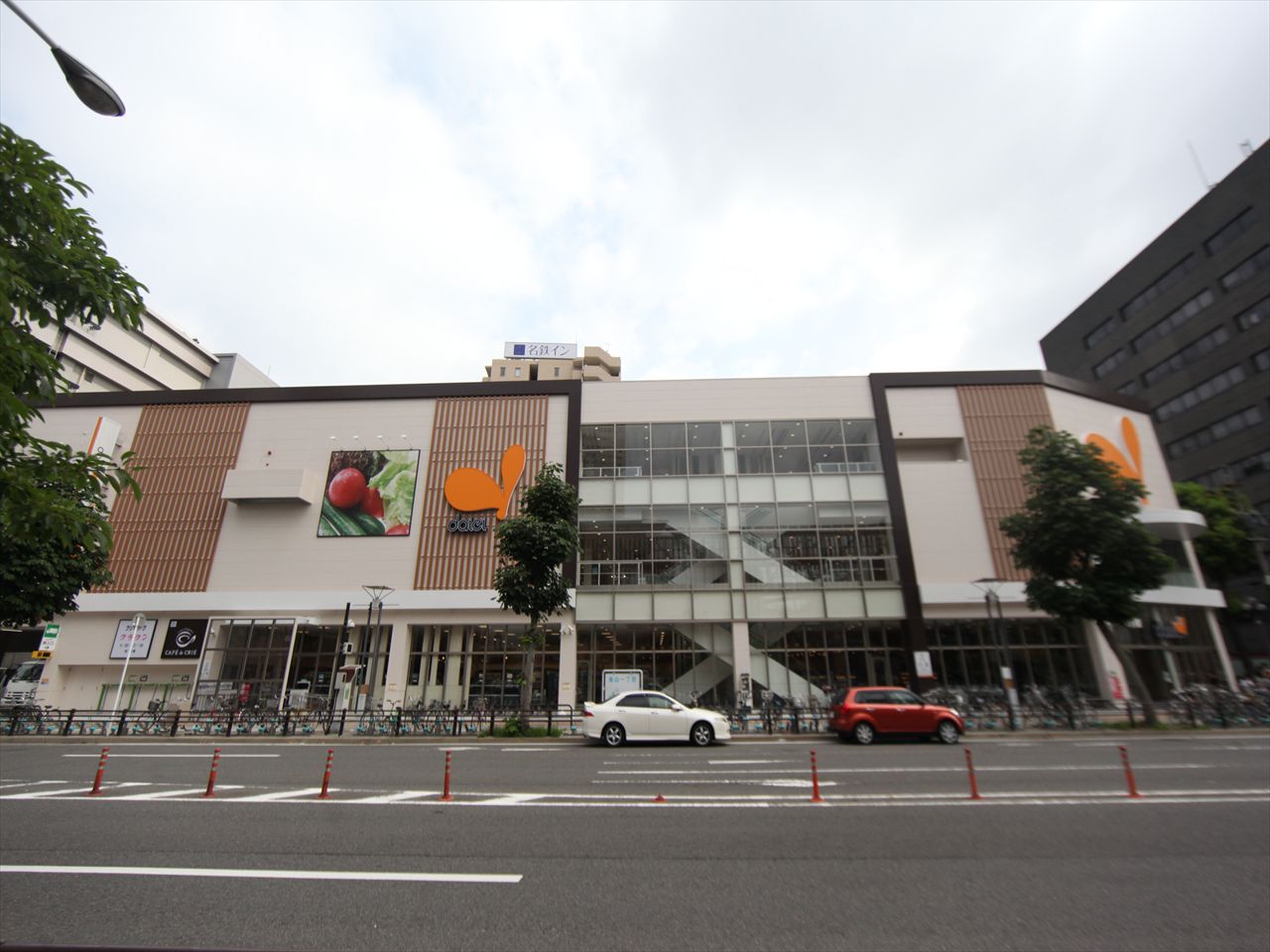 ピースフル金山 ダイエー金山店 (スーパー)