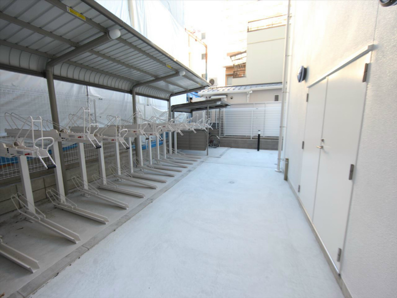 ＭＳＫビル 屋根付き駐輪場