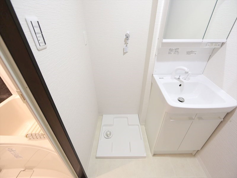 プリミエール東水切町Ｉ 脱衣所　室内洗濯機置き場