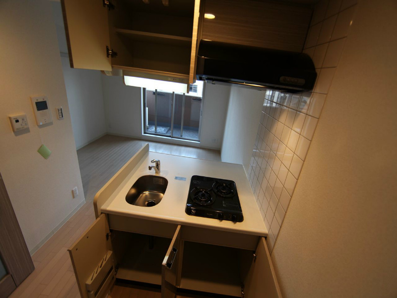 プレサンス名古屋城前ラバンカ システムキッチン（ガス2口）冷蔵庫・レンジ等ご用意できます