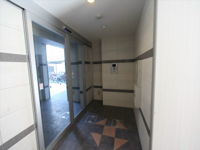 Ｃａｓａ　ｄｅ　Ｐａｒｔｉｄａ（カーサデパルティーダ） エントランス　防犯カメラ付　オートロック