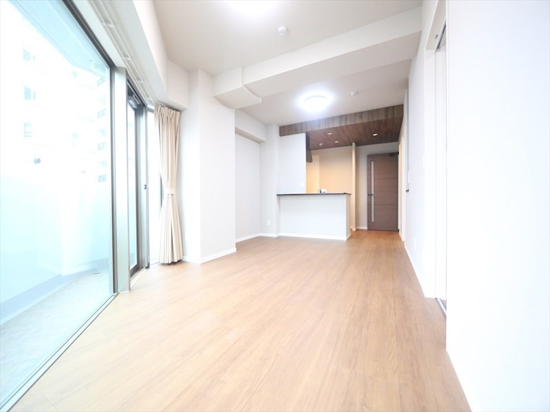 ＲＥＳＩＤＥＮＣＥ　ＴＡＣＨＩＢＡＮＡ ＬＤＫ14帖　カウンターキッチン　エアコン完備　バルコニー