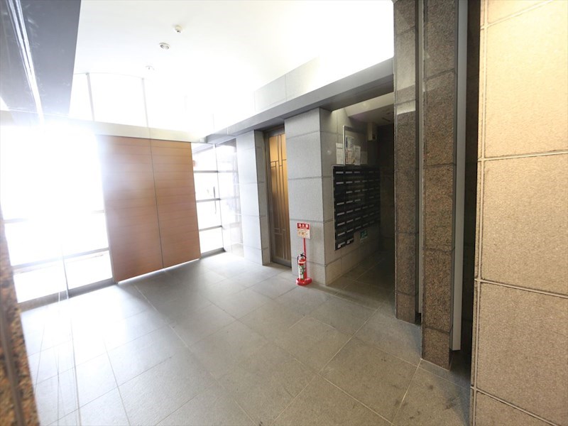こうしょう庵 エントランス　オートロック　宅配ＢＯＸ