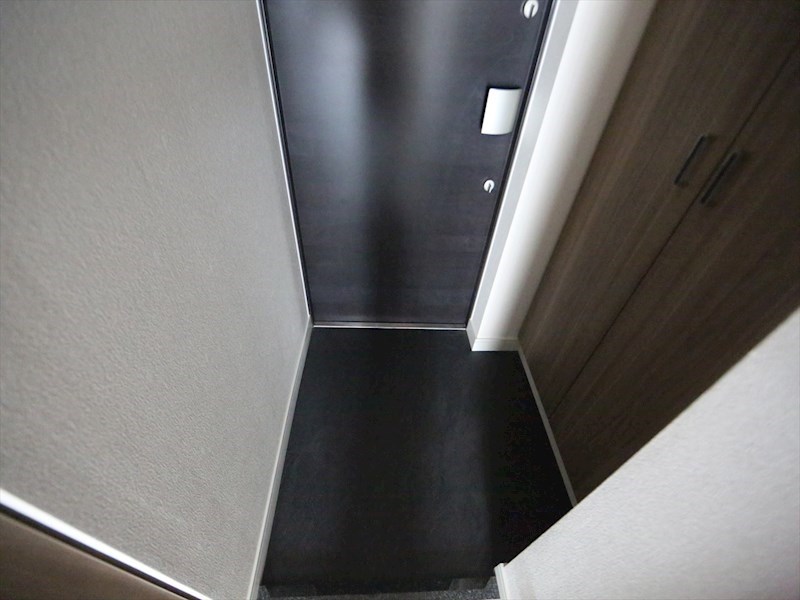 プレサンスジェネ鶴舞 玄関　シューズボックス付（収納充実してます）　