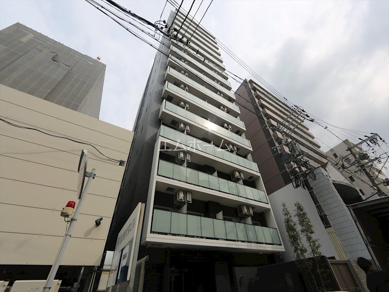 外観　オートロック　宅配ＢＯＸ　防犯カメラ完備