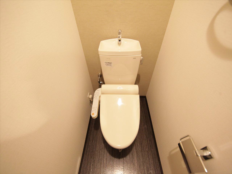 スティングレイつるま 温水洗浄暖房便座付トイレ
