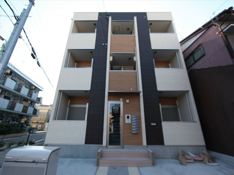 外観　オートロック付　全部屋角部屋　駐輪場有り