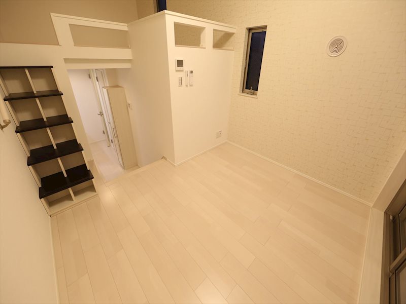リブフラット藤江 洋室6帖　ロフト5.9帖（収納にも寝室にも使えます）