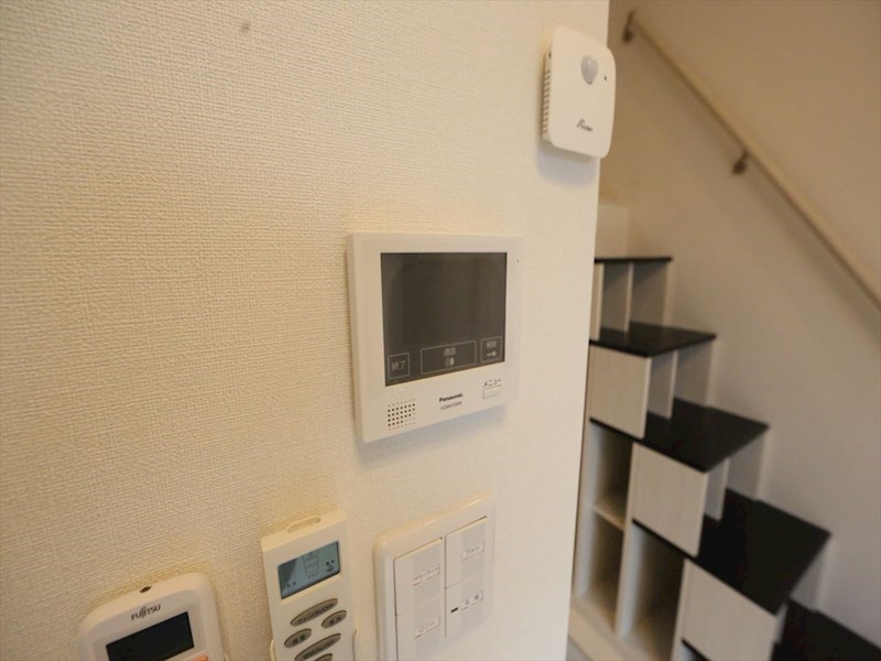 ハーモニーテラス高須賀町 ＴＶモニター付インターホン