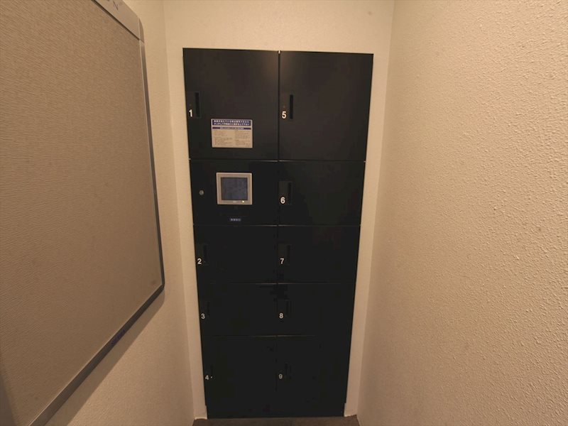 コートバスク 宅配ＢＯＸ完備