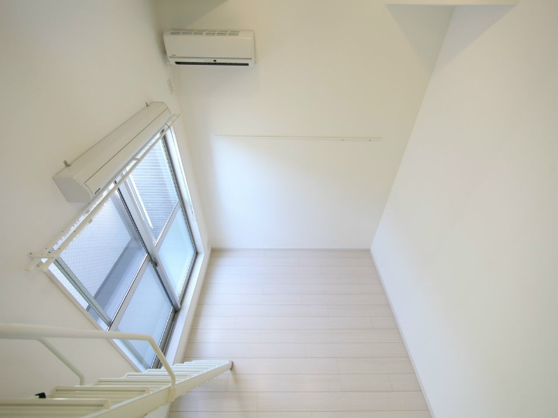 Ｆｌｏｓｈｅｉｍ（フロースハイム） 洋室5.5帖　ロフト4.8帖（収納でもお部屋でも使えます）