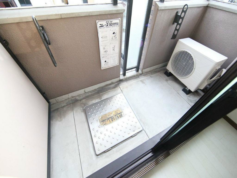 ラヴィアン名駅 南面バルコニー