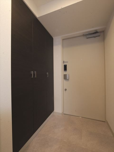 エステムコート名古屋今池アーバンゲート 玄関（シューズボックス付）